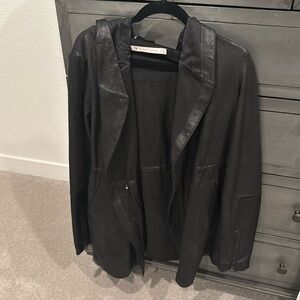 Women’s Blanc Noir active jacket